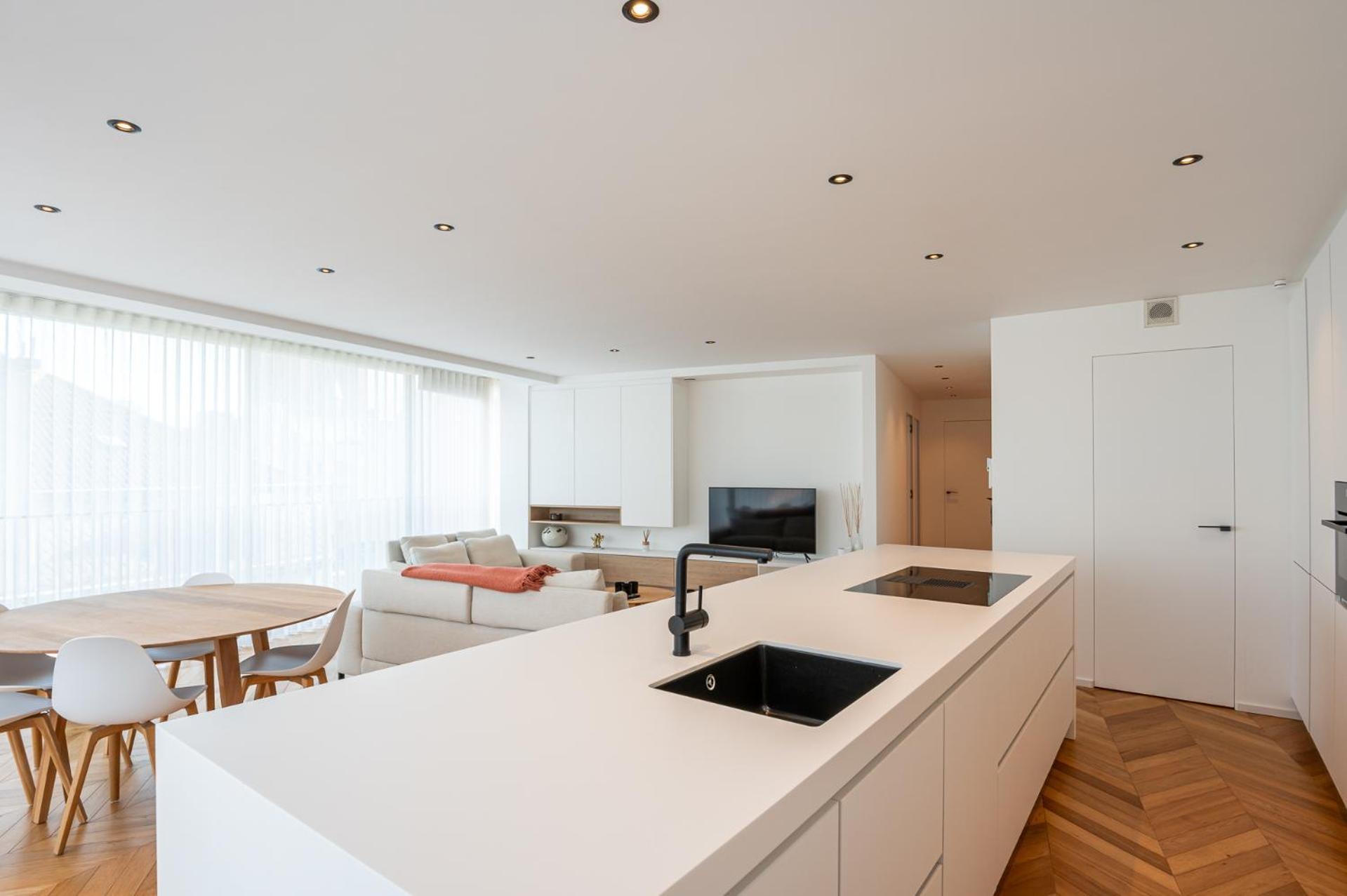 Dunvegan - City Centre Luxurious Apartment For 5 Остенде Экстерьер фото