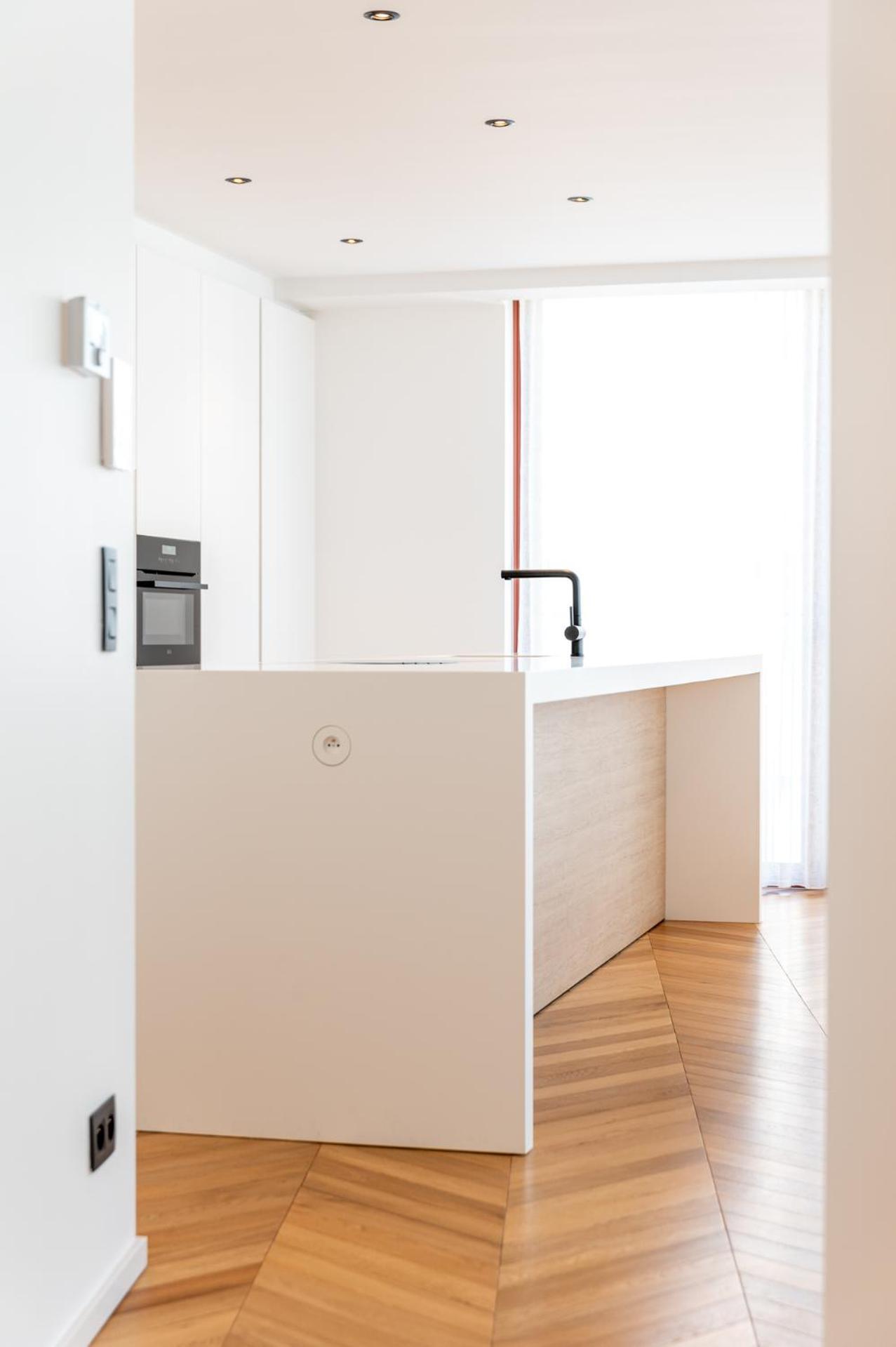 Dunvegan - City Centre Luxurious Apartment For 5 Остенде Экстерьер фото